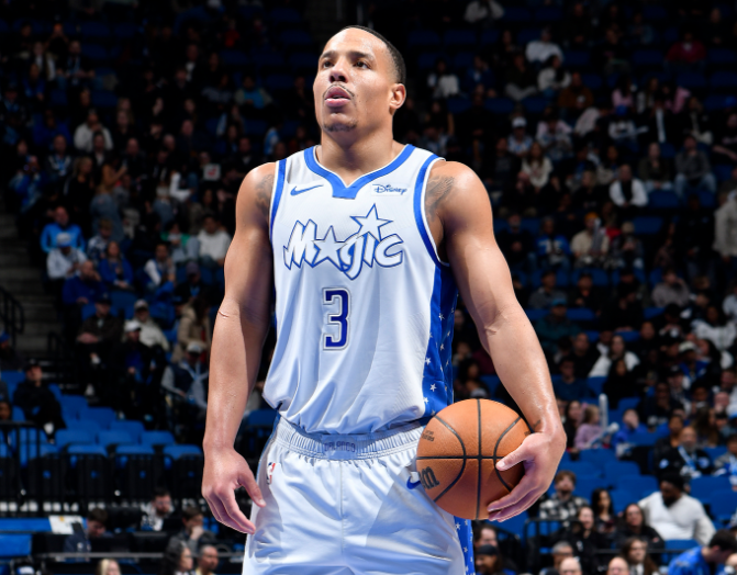 178直播-萨格斯15+11+11生涯首次三双 魔术20分大胜交锋9连胜篮网