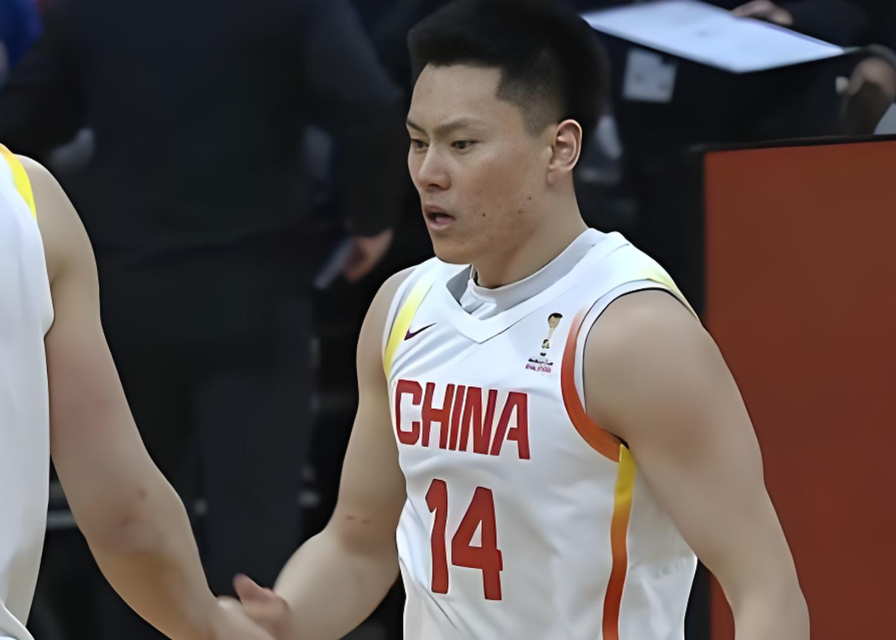 178体育直播-有情有义!上海队特地给李弘权放长假,让其享受“奶爸”时光